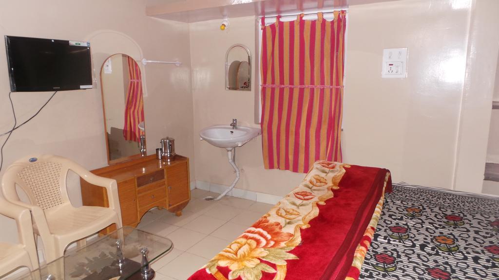 Spring Field Resort Ооти Екстериор снимка